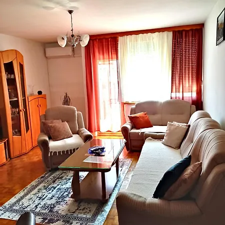 Apartman Emina Bosanska Krupa Exterior photo
